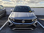 Used 2022 Volkswagen Taos SE FWD in DAVIE, FLORIDA (Photo 3)