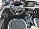 Used 2025 Volkswagen Taos SE FWD in DAVIE, FLORIDA (Photo 15)