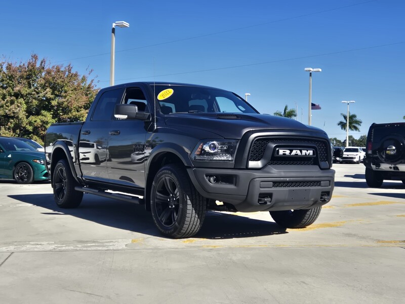 Used 2022 RAM 1500 CLASSIC WARLOCK 4X4 CREW CAB 5'7