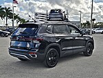 Used 2025 Volkswagen Taos SE FWD in DAVIE, FLORIDA (Photo 6)