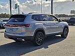 Used 2025 Volkswagen Atlas 2.0T SE W/TECHNOLOGY FWD in DAVIE, FLORIDA (Photo 6)