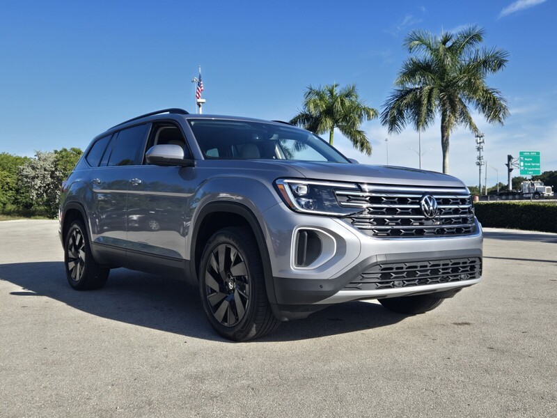 Used 2025 Volkswagen Atlas 2.0T SE W/TECHNOLOGY FWD in DAVIE, FLORIDA