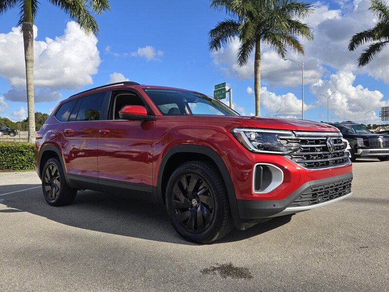Used 2025 Volkswagen Atlas 2.0T SE W/TECHNOLOGY FWD in DAVIE, FLORIDA