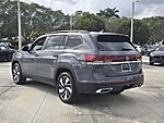 Used 2025 Volkswagen Atlas 2.0T SE W/TECHNOLOGY FWD in DAVIE, FLORIDA (Photo 7)