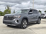 Used 2025 Volkswagen Atlas 2.0T SE W/TECHNOLOGY FWD in DAVIE, FLORIDA (Photo 8)