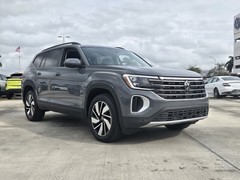 Used 2025 Volkswagen Atlas 2.0T SE W/TECHNOLOGY FWD in DAVIE, FLORIDA