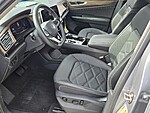 Used 2025 Volkswagen Atlas 2.0T SE W/TECHNOLOGY FWD in DAVIE, FLORIDA (Photo 11)