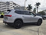 Used 2025 Volkswagen Atlas 2.0T SE W/TECHNOLOGY FWD in DAVIE, FLORIDA (Photo 7)
