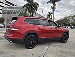 Used 2024 Volkswagen Atlas 2.0T SE W/TECHNOLOGY FWD in DAVIE, FLORIDA (Photo 7)
