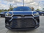 Used 2024 TOYOTA GRAND HIGHLANDER XLE FWD in DAVIE, FLORIDA (Photo 5)