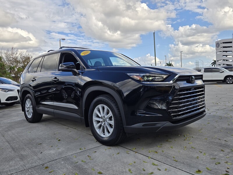 Used 2024 TOYOTA GRAND HIGHLANDER XLE FWD in DAVIE, FLORIDA