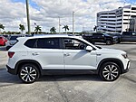 Used 2024 Volkswagen Taos SE FWD in DAVIE, FLORIDA (Photo 3)