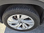 Used 2021 Volkswagen Atlas Cross Sport 3.6L V6 SEL FWD in DAVIE, FLORIDA (Photo 5)