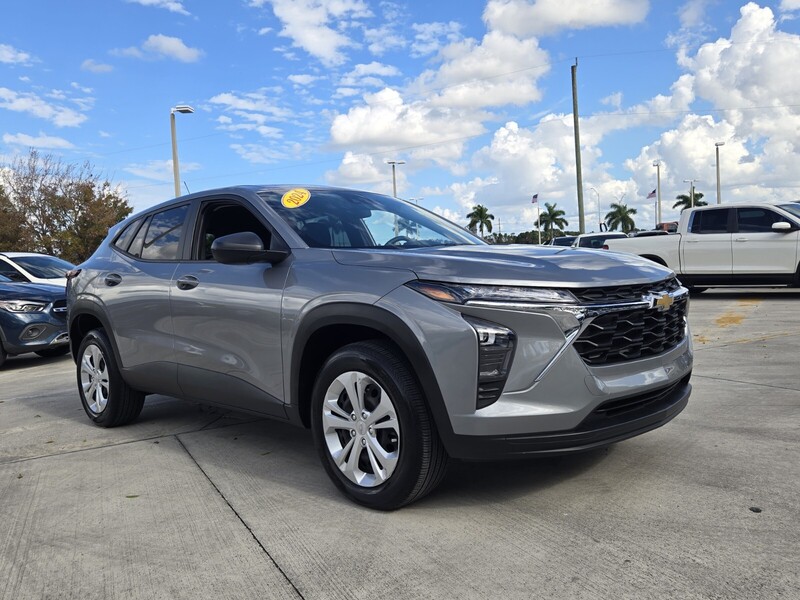 Used 2024 CHEVROLET TRAX FWD 4DR LS in DAVIE, FLORIDA