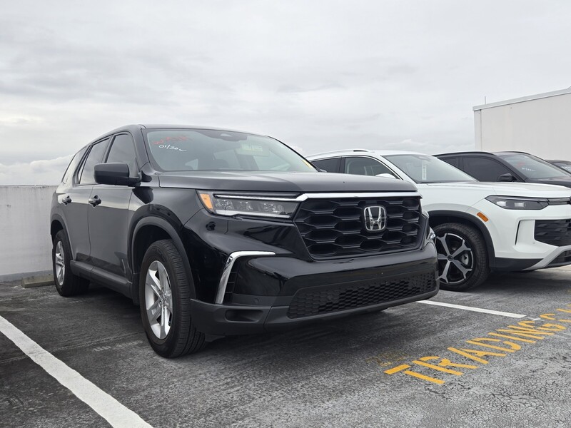 Used 2023 Honda Pilot LX 2WD in DAVIE, FLORIDA