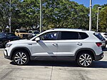 Used 2022 Volkswagen Taos SE FWD in DAVIE, FLORIDA (Photo 3)