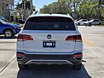 Used 2022 Volkswagen Taos SE FWD in DAVIE, FLORIDA (Photo 5)