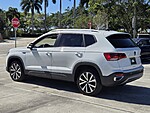 Used 2022 Volkswagen Taos SE FWD in DAVIE, FLORIDA (Photo 7)