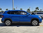 Used 2022 Volkswagen Taos SE FWD in DAVIE, FLORIDA (Photo 3)