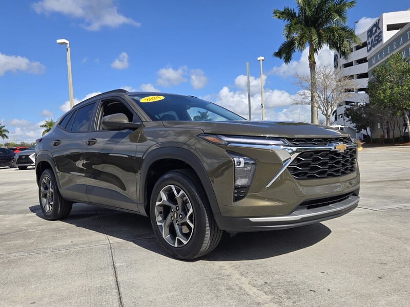 Used 2024 CHEVROLET TRAX FWD 4DR LT in DAVIE, FLORIDA