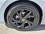 Used 2025 Volkswagen Jetta SE AUTO in DAVIE, FLORIDA (Photo 9)