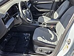 Used 2025 Volkswagen Jetta SE AUTO in DAVIE, FLORIDA (Photo 10)