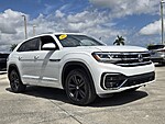 Used 2021 Volkswagen Atlas Cross Sport 3.6L V6 SE W/TECHNOLOGY R-LINE FWD in DAVIE, FLORIDA (Photo 9)