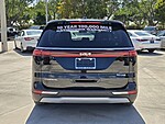 Used 2023 KIA CARNIVAL EX FWD in DAVIE, FLORIDA (Photo 5)