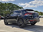 Used 2023 Volkswagen Atlas Cross Sport 3.6L V6 SE W/TECHNOLOGY FWD in DAVIE, FLORIDA (Photo 5)
