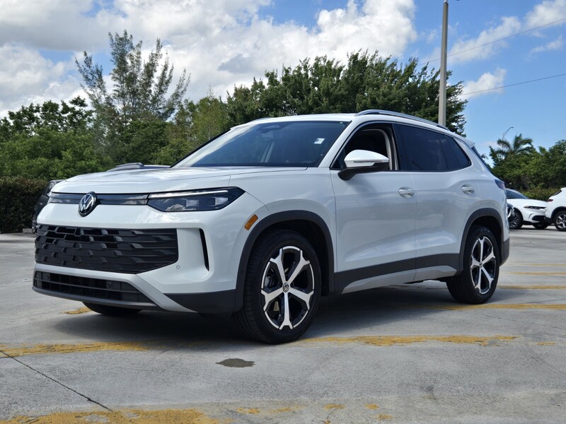 Used 2025 Volkswagen Tiguan 2.0T SE FWD in DAVIE, FLORIDA