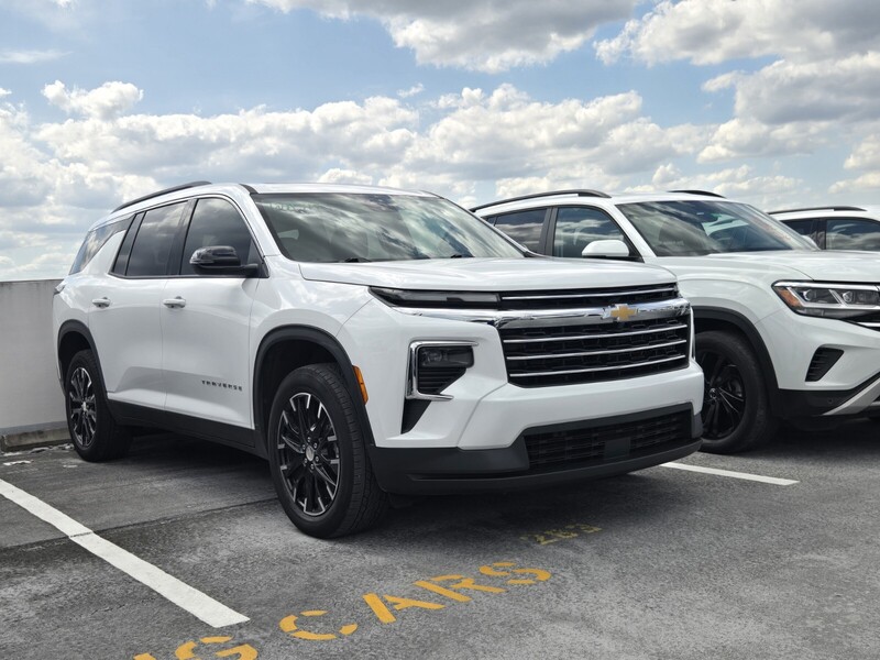 Used 2025 CHEVROLET TRAVERSE FWD 4DR LT W/1LT in DAVIE, FLORIDA