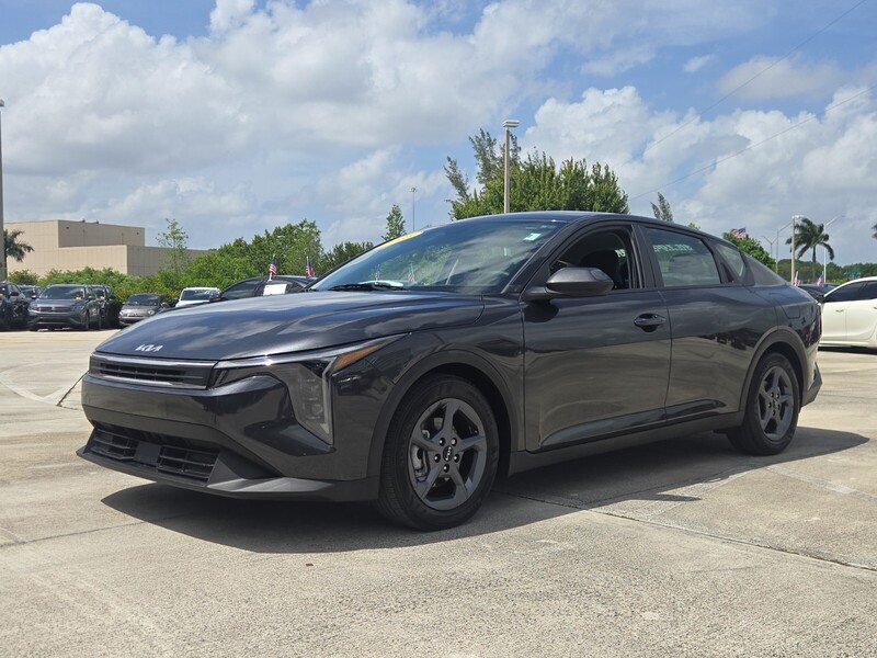 Used 2025 KIA K4 LXS FWD in DAVIE, FLORIDA