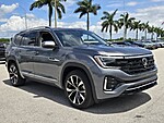 Used 2025 Volkswagen Atlas 2.0T SEL PREMIUM R-LINE 4MOTION in DAVIE, FLORIDA (Photo 9)