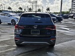 Used 2022 Volkswagen Taos SE FWD in DAVIE, FLORIDA (Photo 6)