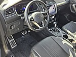 Used 2023 Volkswagen Tiguan 2.0T SE R-LINE BLACK FWD in DAVIE, FLORIDA (Photo 11)