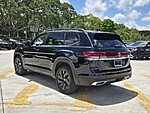 Used 2024 Volkswagen Atlas 2.0T SE W/TECHNOLOGY FWD in DAVIE, FLORIDA (Photo 8)