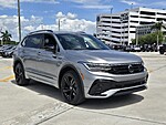 Used 2023 Volkswagen Tiguan 2.0T SE R-LINE BLACK FWD in DAVIE, FLORIDA (Photo 9)