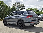 Used 2022 Volkswagen Tiguan 2.0T SE R-LINE BLACK FWD in DAVIE, FLORIDA (Photo 5)