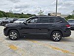 Used 2023 Volkswagen Atlas 2.0T SE FWD in DAVIE, FLORIDA (Photo 3)