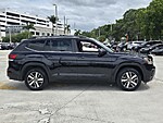Used 2023 Volkswagen Atlas 2.0T SE FWD in DAVIE, FLORIDA (Photo 4)