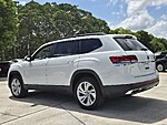 Used 2023 Volkswagen Atlas 2.0T SE W/TECHNOLOGY FWD in DAVIE, FLORIDA (Photo 5)