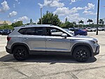 Used 2023 Volkswagen Taos SE FWD in DAVIE, FLORIDA (Photo 4)