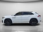 Used 2023 Volkswagen Atlas Cross Sport 3.6L V6 SEL R-LINE BLACK 4MOTION in DAVIE, FLORIDA (Photo 3)
