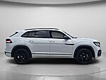 Used 2023 Volkswagen Atlas Cross Sport 3.6L V6 SEL R-LINE BLACK 4MOTION in DAVIE, FLORIDA (Photo 4)