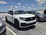 Used 2023 Volkswagen Atlas Cross Sport 3.6L V6 SEL 4MOTION in DAVIE, FLORIDA (Photo 4)