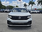 Used 2023 Volkswagen Atlas Cross Sport 3.6L V6 SEL R-LINE BLACK 4MOTION in DAVIE, FLORIDA (Photo 5)