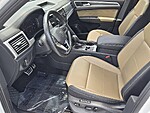 Used 2023 Volkswagen Atlas Cross Sport 3.6L V6 SEL R-LINE BLACK 4MOTION in DAVIE, FLORIDA (Photo 10)