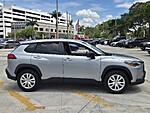 Used 2023 TOYOTA COROLLA CROSS L 2WD in DAVIE, FLORIDA (Photo 8)