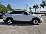 Used 2023 Volkswagen Atlas Cross Sport 2.0T SE FWD in DAVIE, FLORIDA (Photo 4)