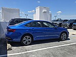 Used 2023 Volkswagen Jetta SE AUTO in DAVIE, FLORIDA (Photo 4)